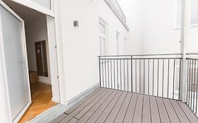 Nadland Apartments B61